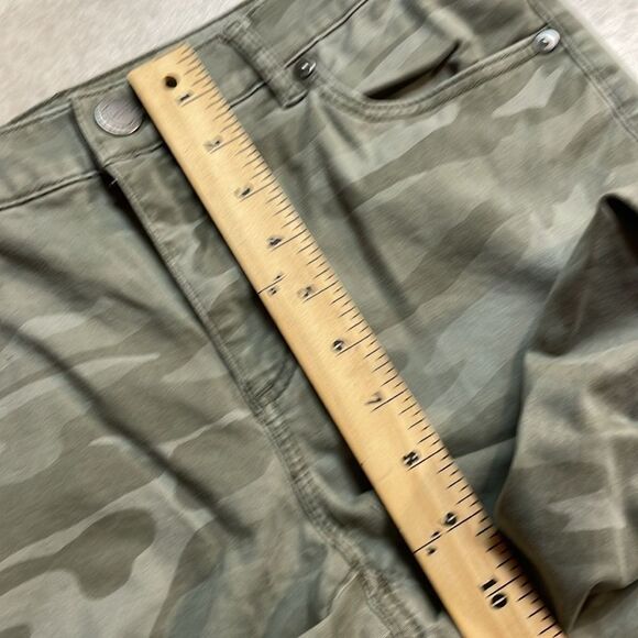 LOFT Womens Camouflage Skinny Jeans Size 6 - Picture 6 of 8